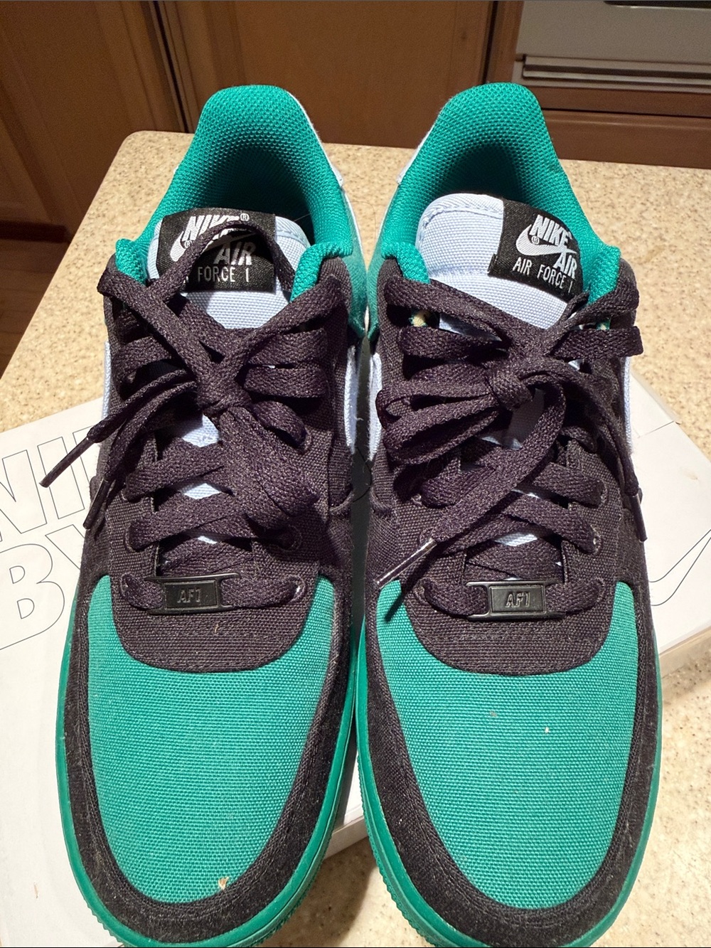 Nike Air Force 1 Fabric Low Top Sneakers - Teal & Black size US 9 - Picture 2 of 5